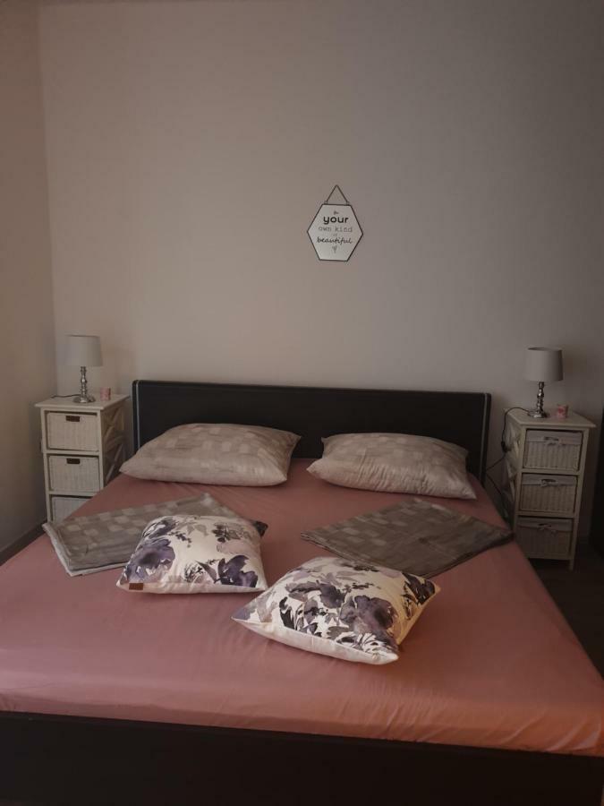 Stella Apartment Sibenik Charm&History United Eksteriør billede